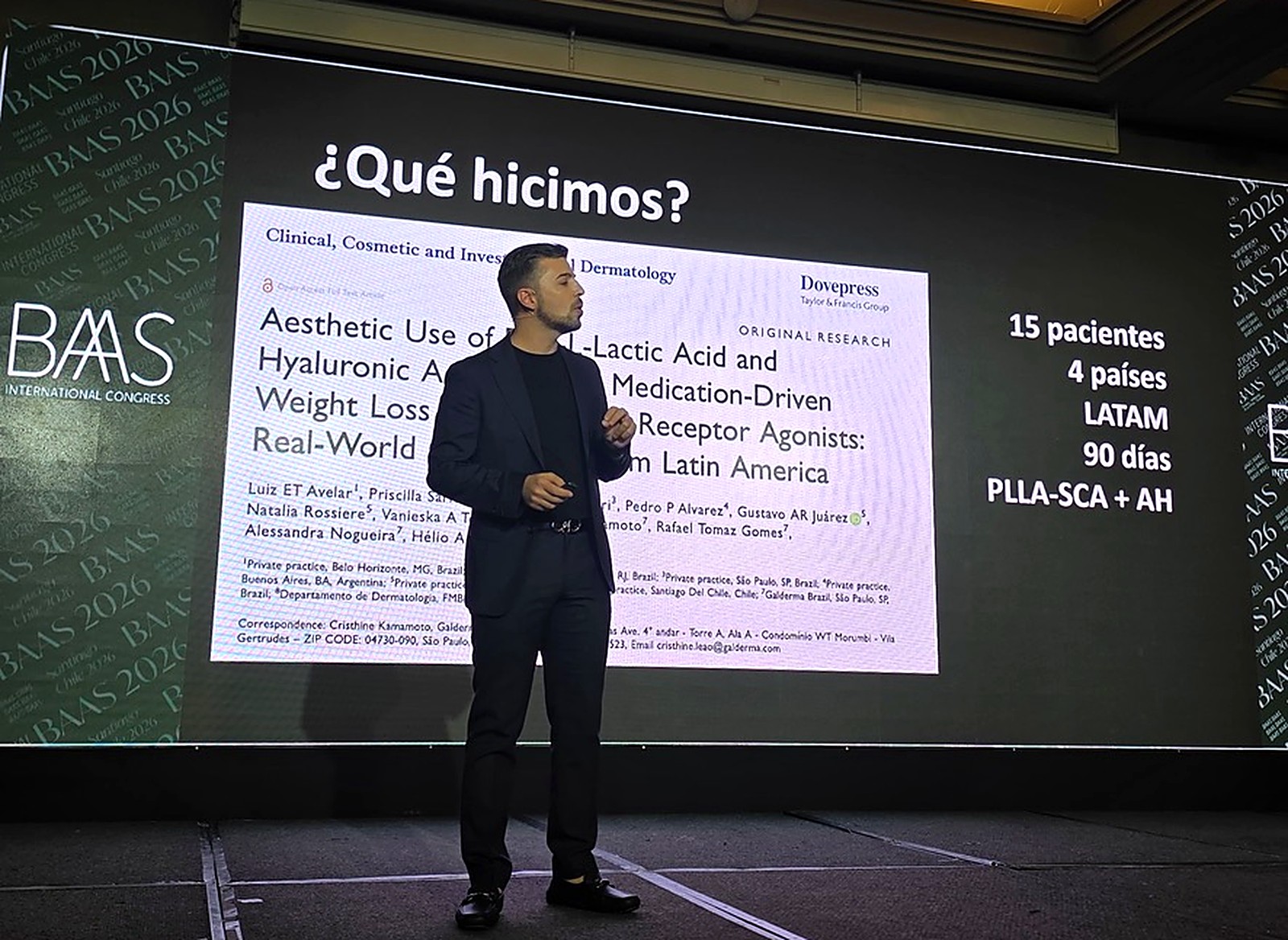 Dr. Pedro Alvarez presentando su paper publicado en el BAAS International Congress 2026